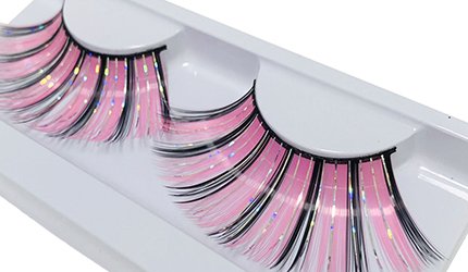How to choose the right false eyelashes for beginners