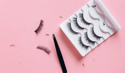 How to choose the right false eyelashes for beginners?